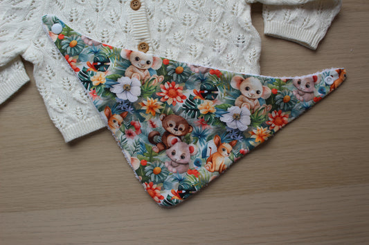 Dribble baby bib with animal and jungle theme