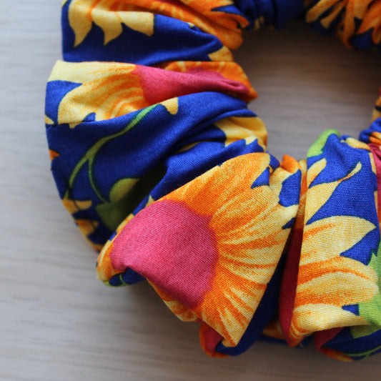 Oversized colourful scrunchie with sunflowers