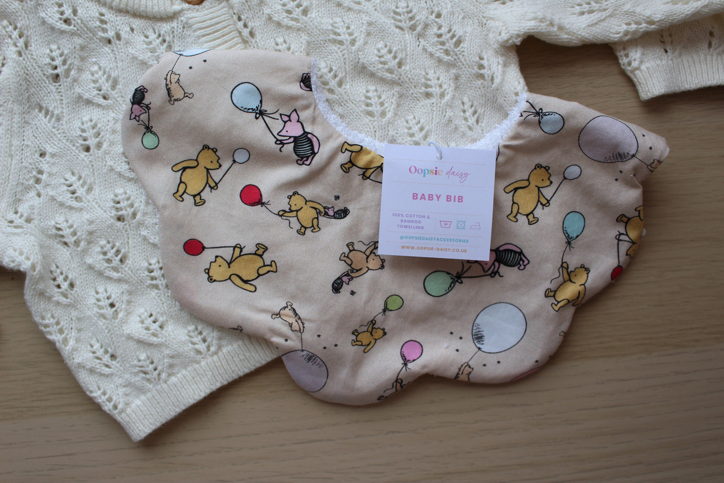 Baby bibs with bear and pig baby design