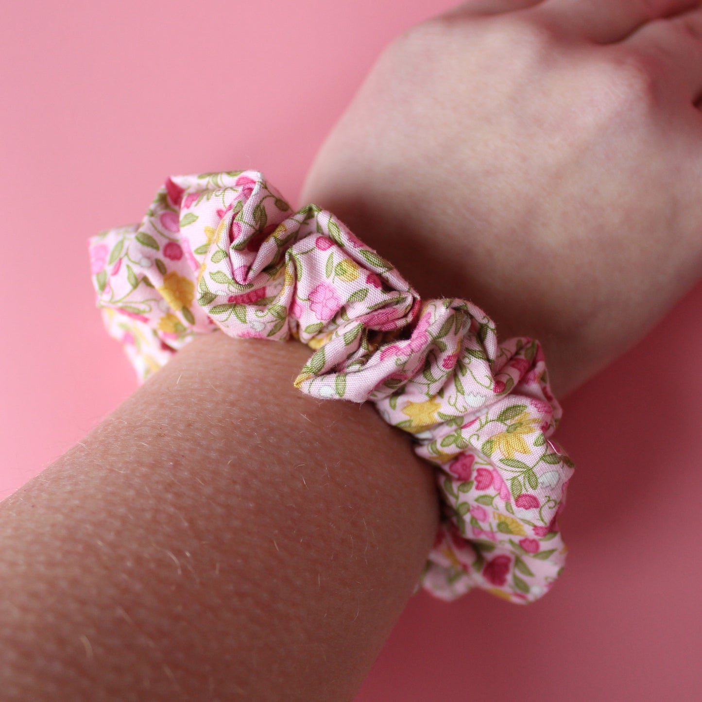 Regular Hair Scrunchie - Ellie