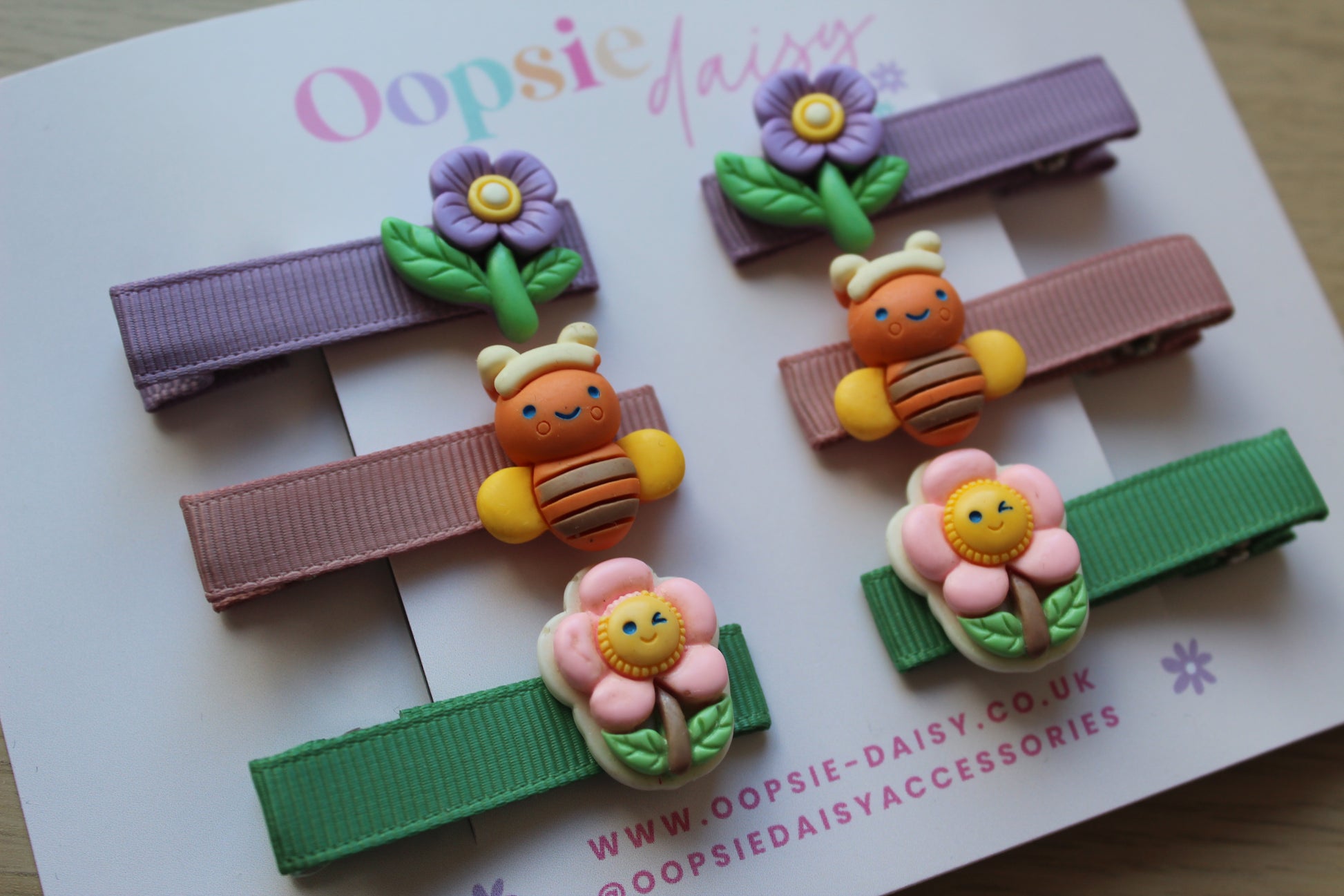 hair clips with flower 3d designs