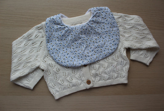 Ditsy floral baby bib