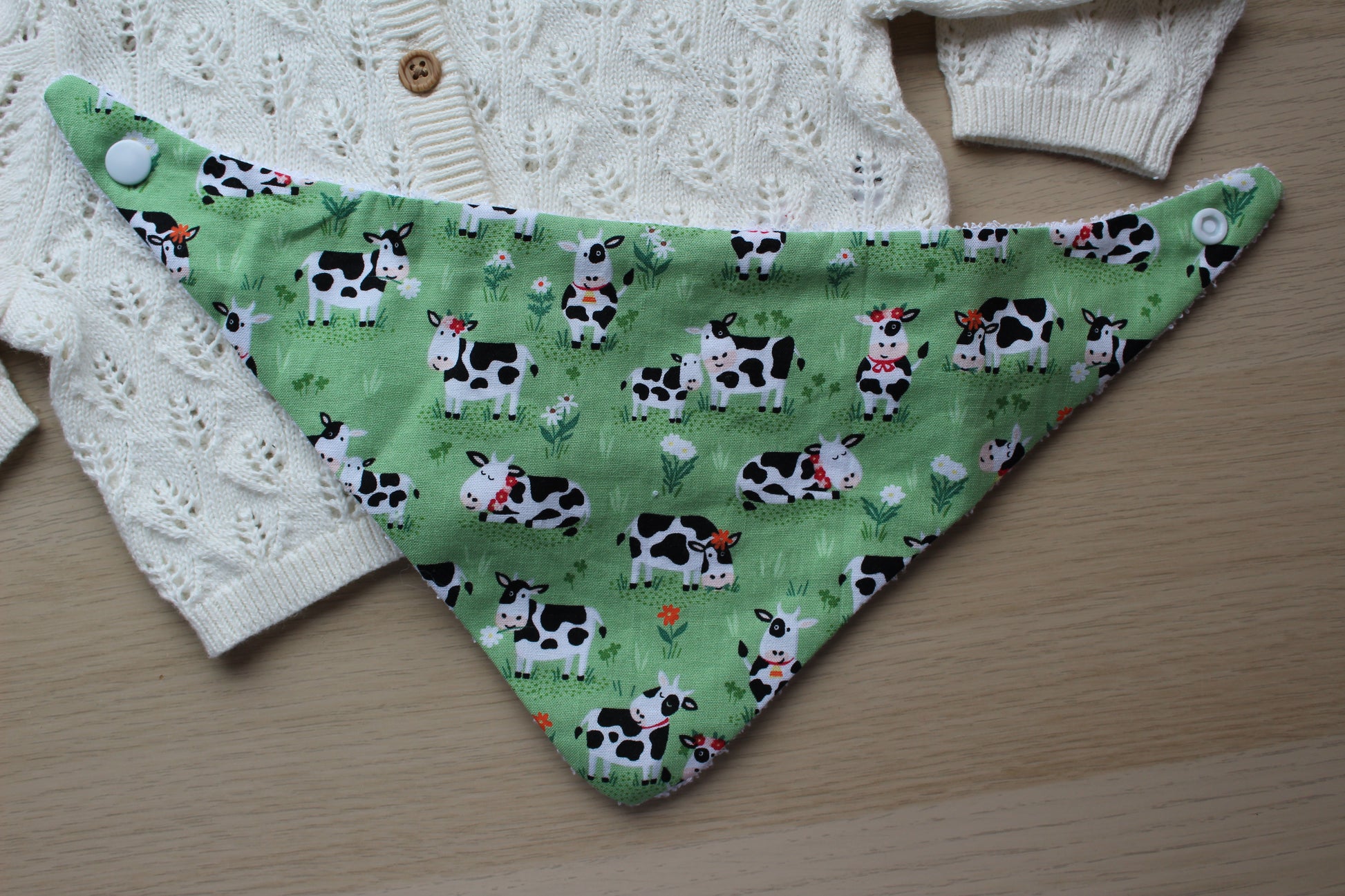 Baby dribble bib with cow theme