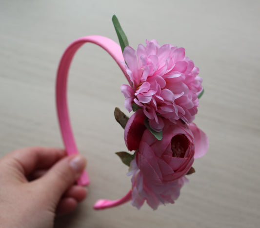 Hair band with pink floral design