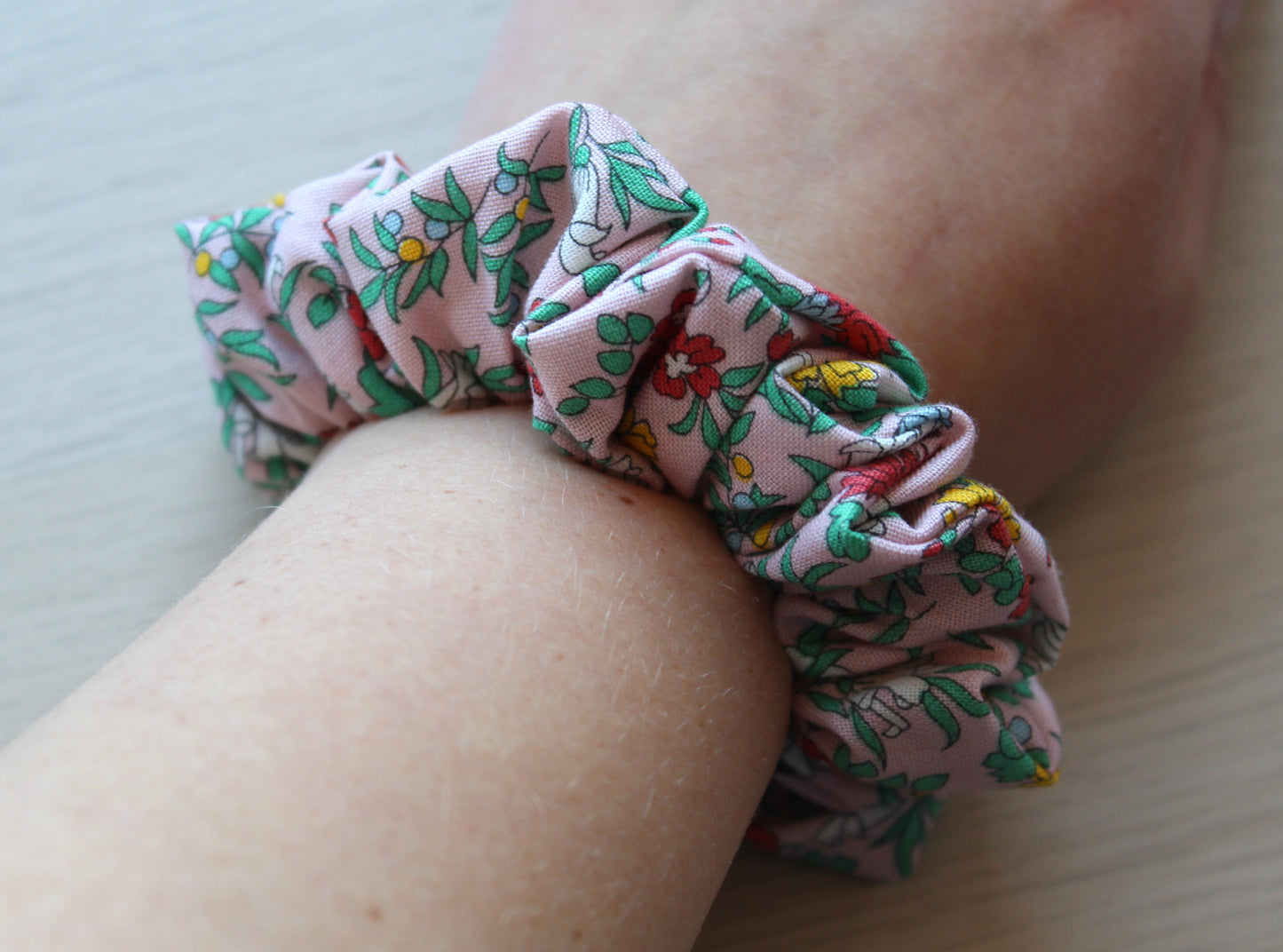Floral pink scrunchie using Liberty 