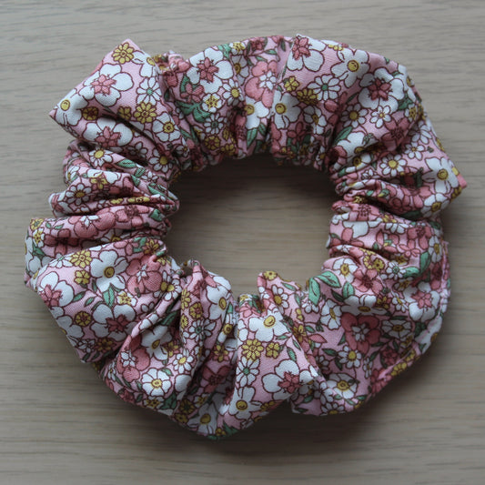Vintage floral pink hair scrunchie