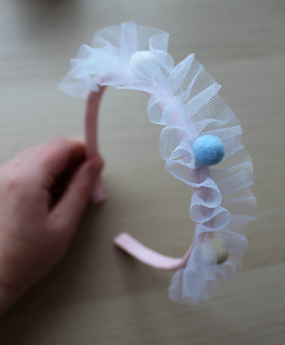 Tulle headband with pom poms 