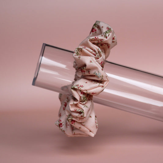 Vintage look ditsy floral pink oversized hair scrunchie