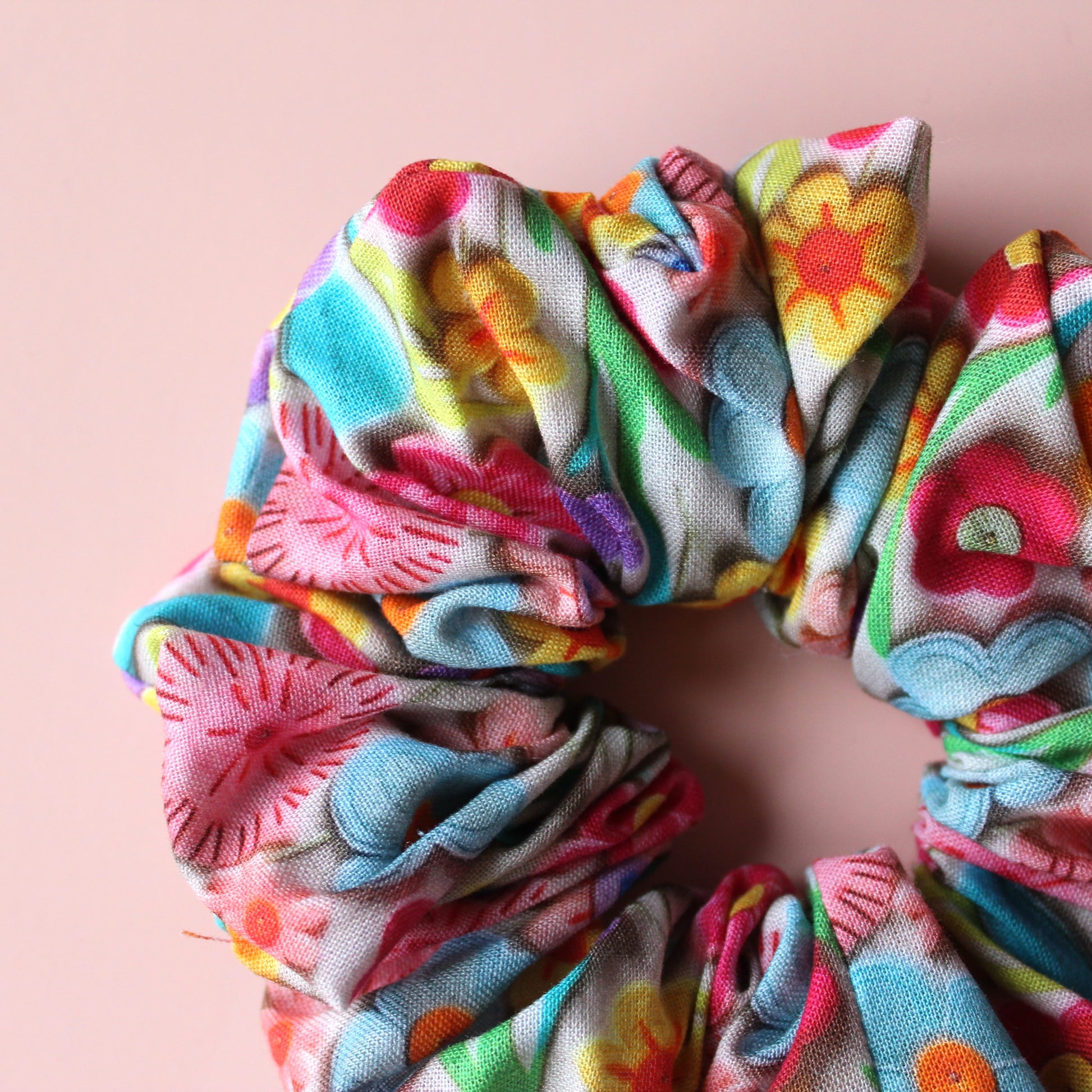 Multicolour bold floral 3d effect oversized scrunchie