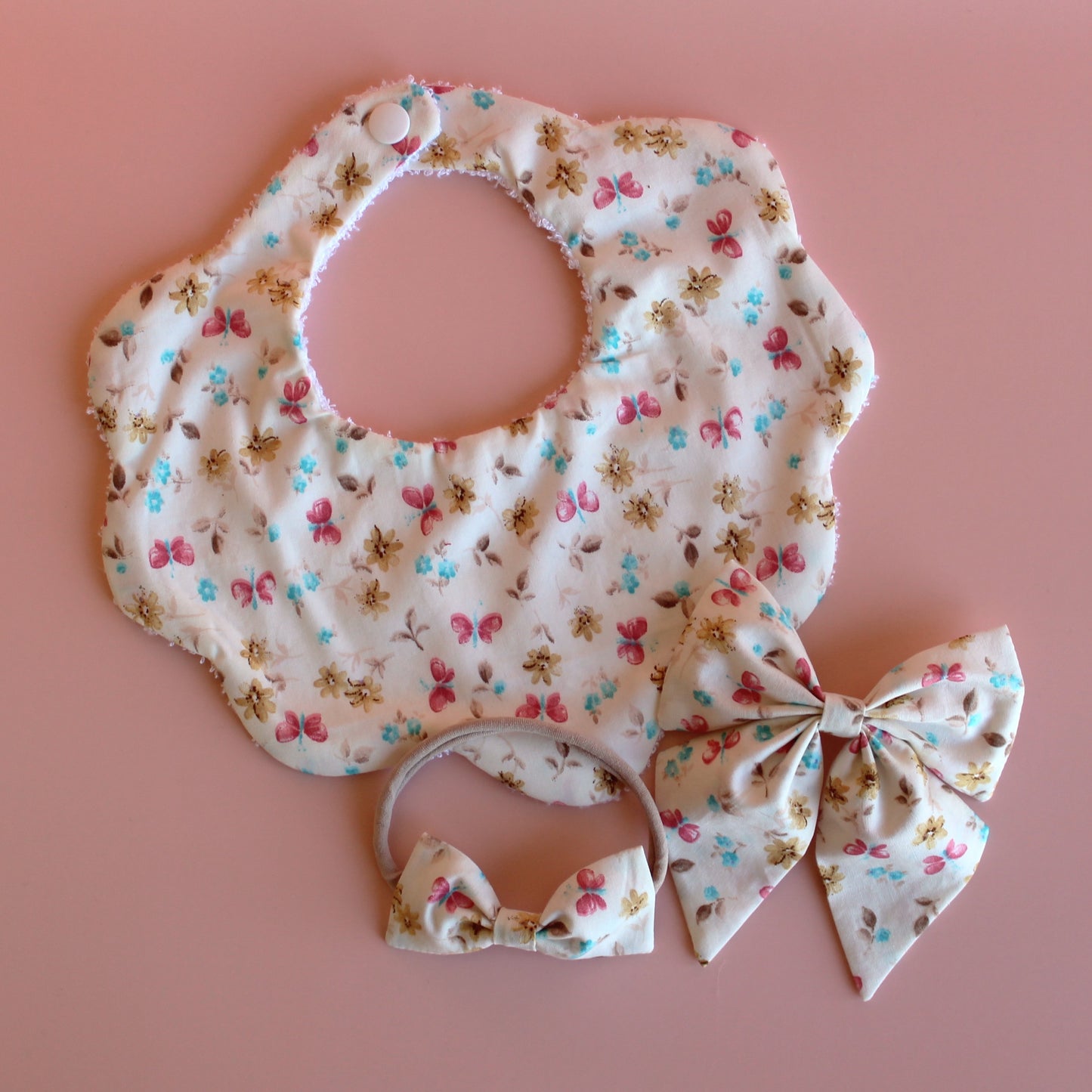 Set of butterfly and floral accessories - scallop bib, baby headband and hair bow