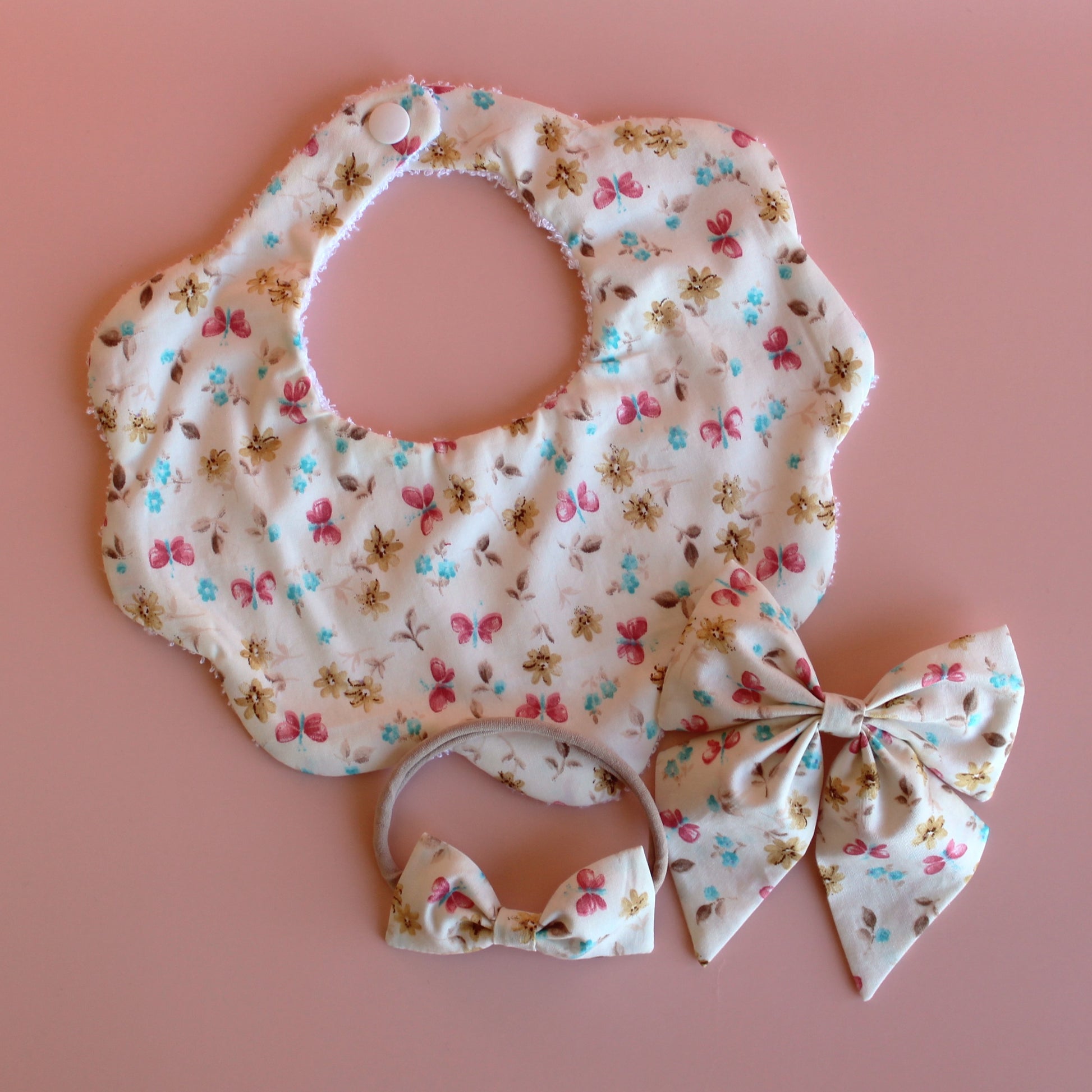 Set of butterfly and floral accessories - scallop bib, baby headband and hair bow