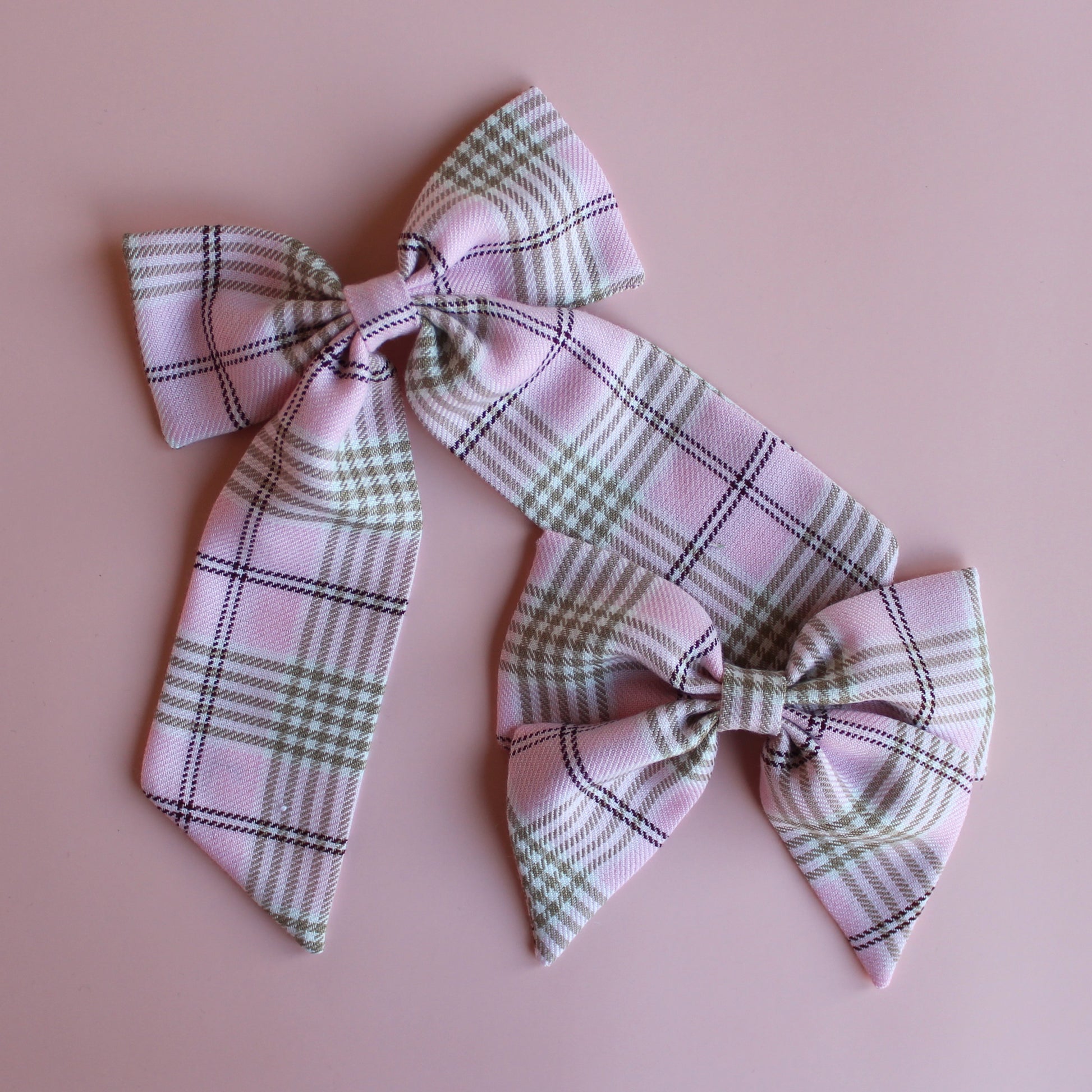 Pink and beige plaid tartan hair accessory gift set -  hair bows 
