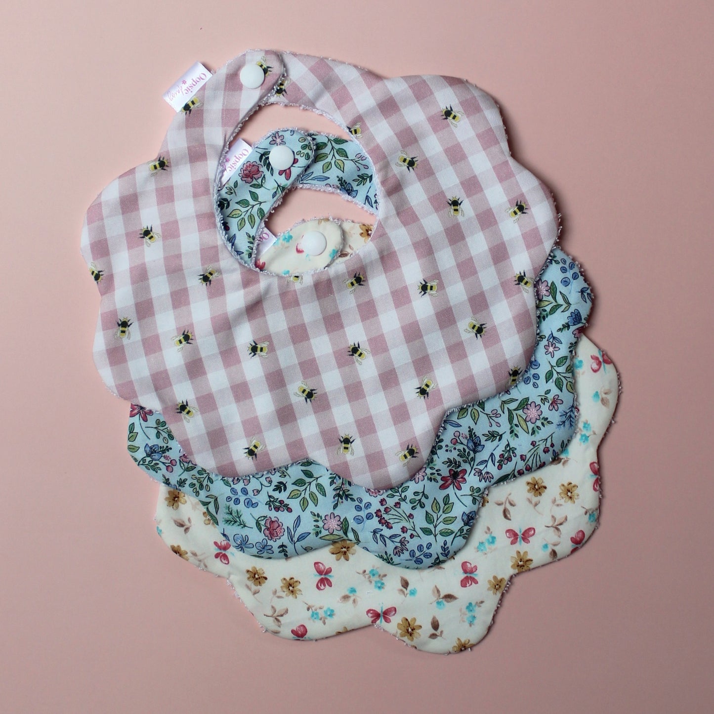 Set of 3 girl scallop baby bibs with bee, butterfly and floral patterns