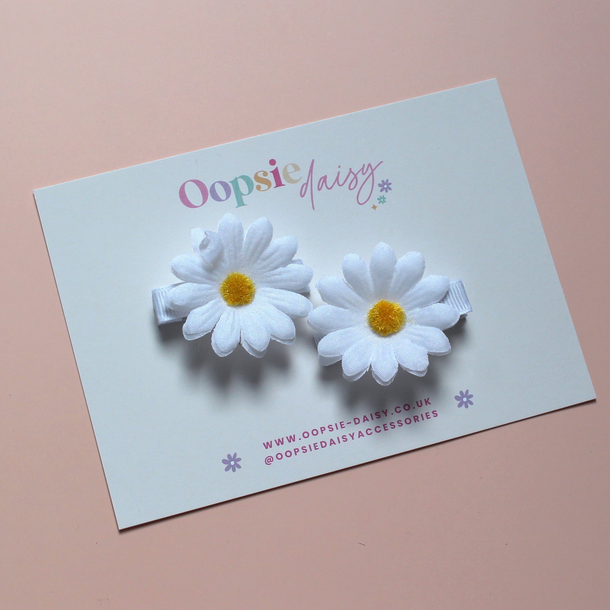 White daisy hair clips